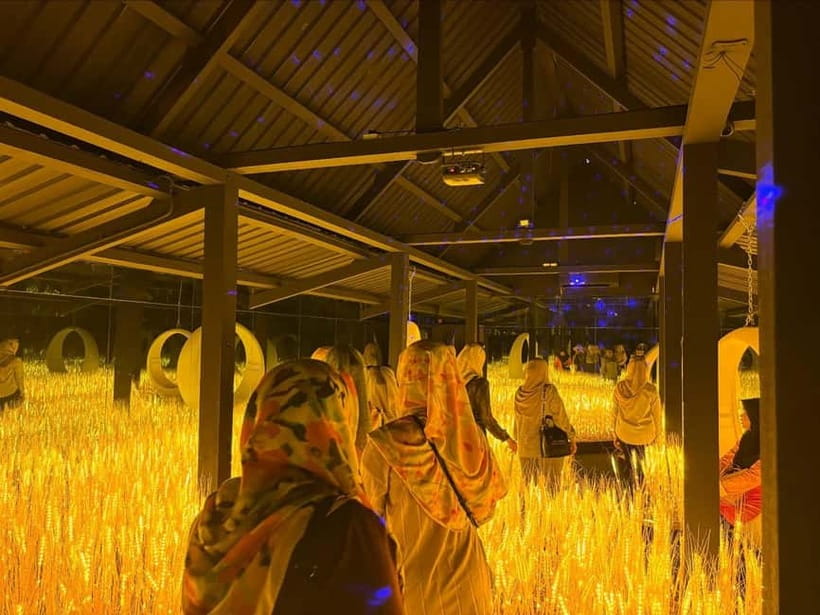 Melaka: Malaysia Heritage Studios Entry Ticket - Multimedia history screens: technology that actually explains